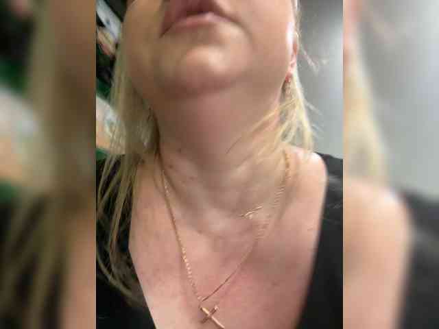 KiraMalina webcam
