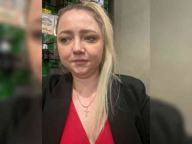 KiraMalina webcam