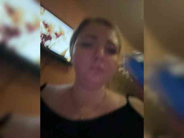KiraMalina webcam
