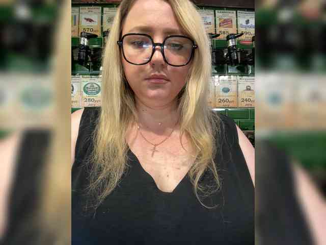 KiraMalina Sex Cam Show