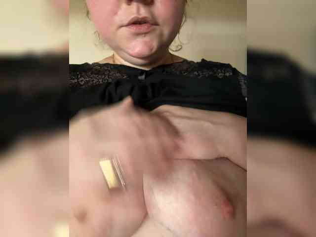 KiraMalina webcam