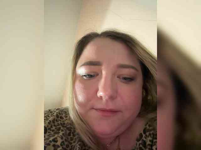 KiraMalina webcam