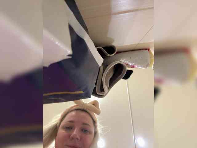 KiraMalina webcam