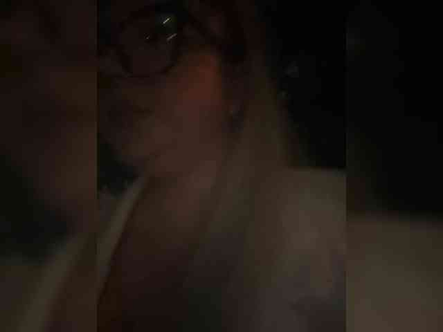 KiraMalina webcam