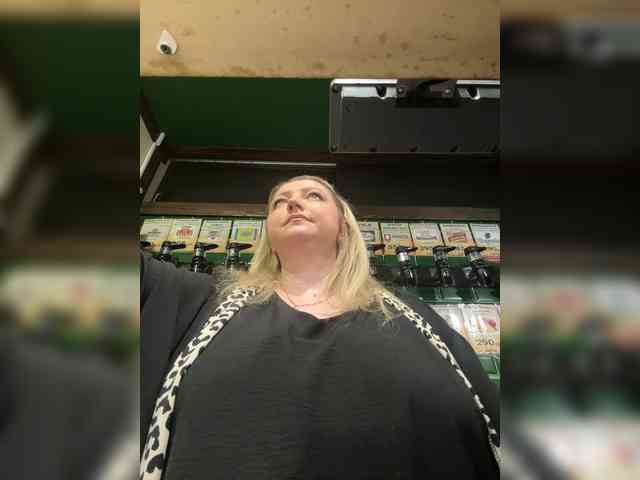 KiraMalina webcam