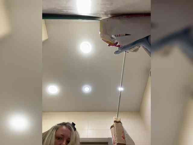 KiraMalina webcam