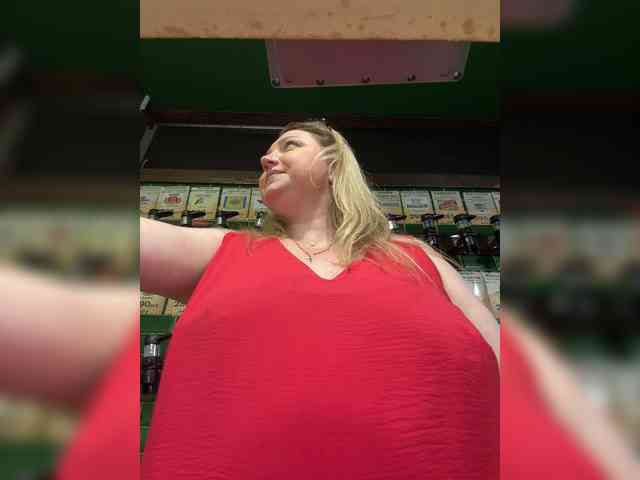 KiraMalina Live Webcam on BongaCams
