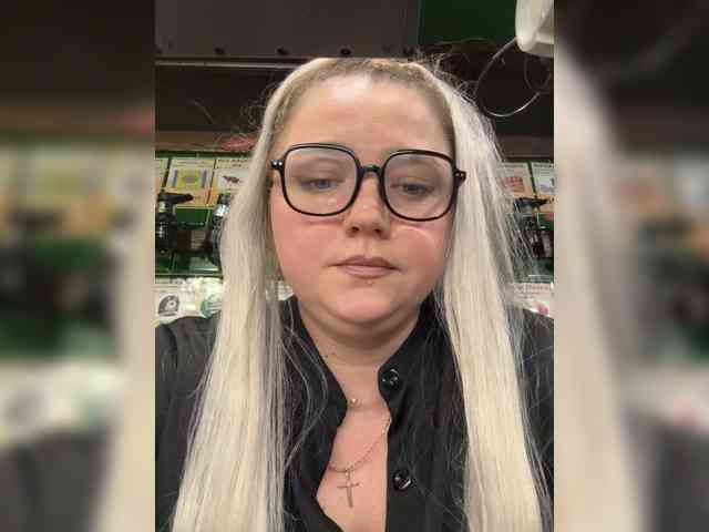 KiraMalina webcam