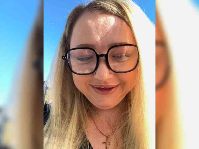 KiraMalina webcam