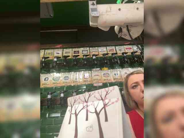 KiraMalina webcam