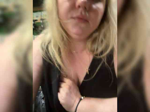 KiraMalina Sex Cam Show