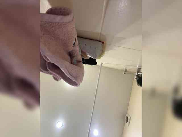 KiraMalina webcam