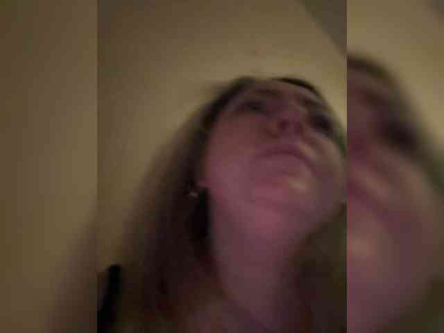 KiraMalina webcam