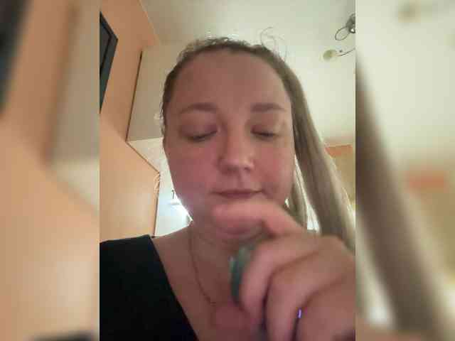 KiraMalina webcam