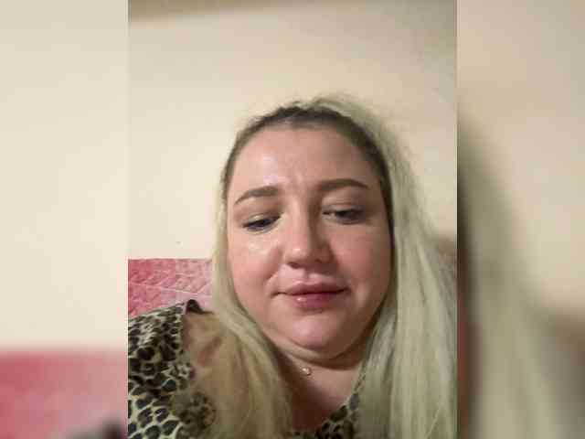 KiraMalina webcam