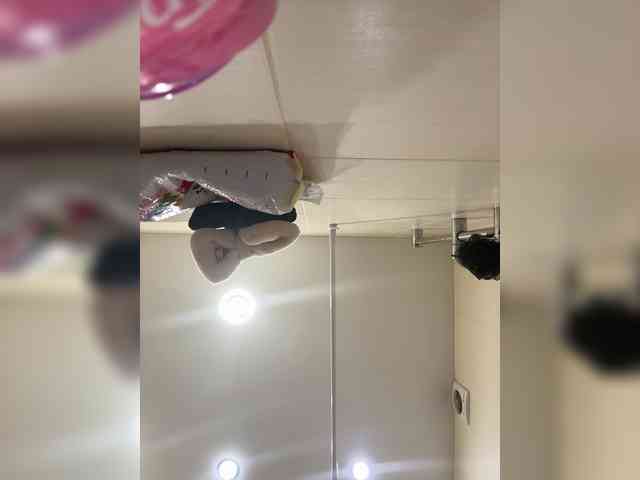 KiraMalina webcam
