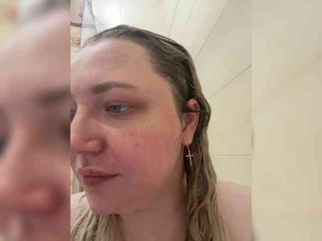 KiraMalina webcam