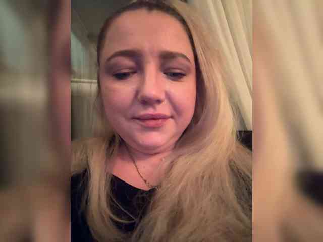KiraMalina webcam