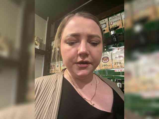 KiraMalina webcam