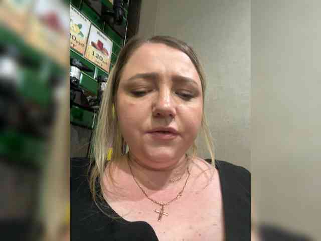 KiraMalina webcam