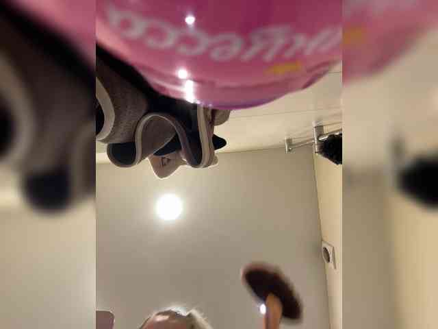 KiraMalina webcam