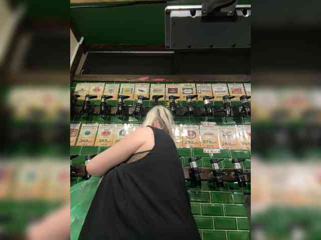 KiraMalina webcam