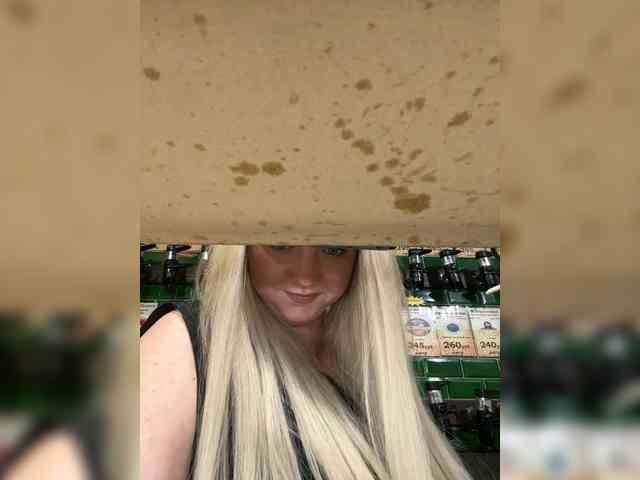 KiraMalina webcam