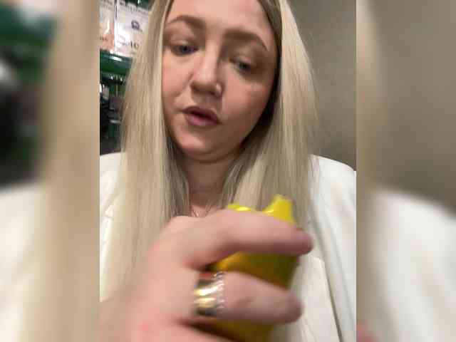 KiraMalina webcam