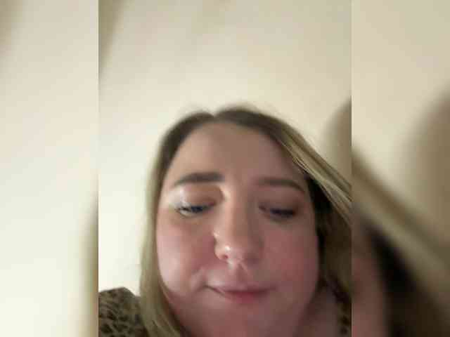 KiraMalina webcam
