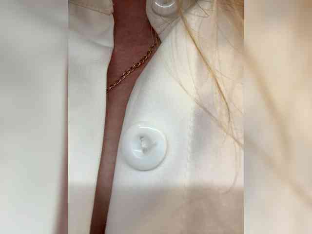 KiraMalina webcam