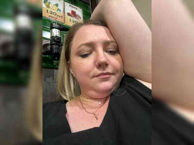 KiraMalina Sex Cam Show