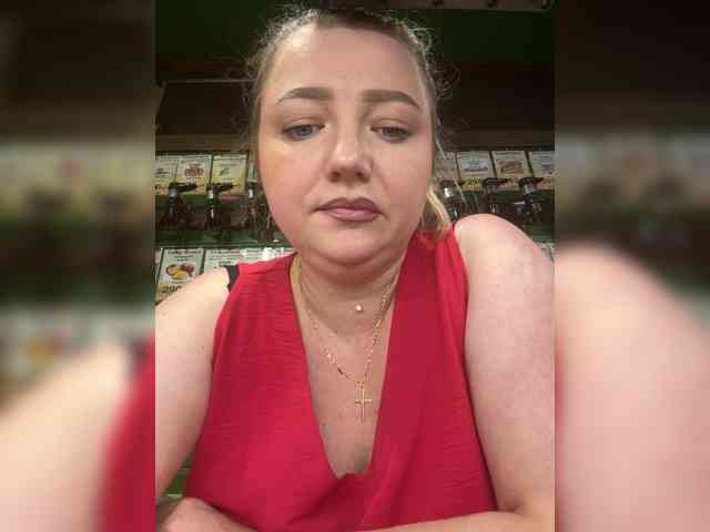 KiraMalina webcam