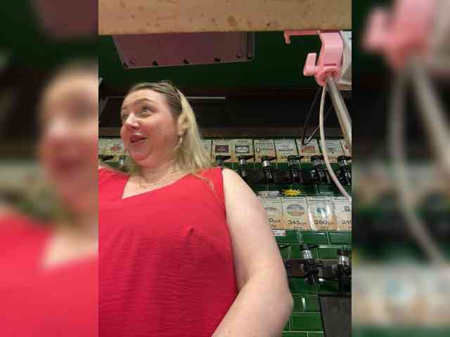 KiraMalina webcam
