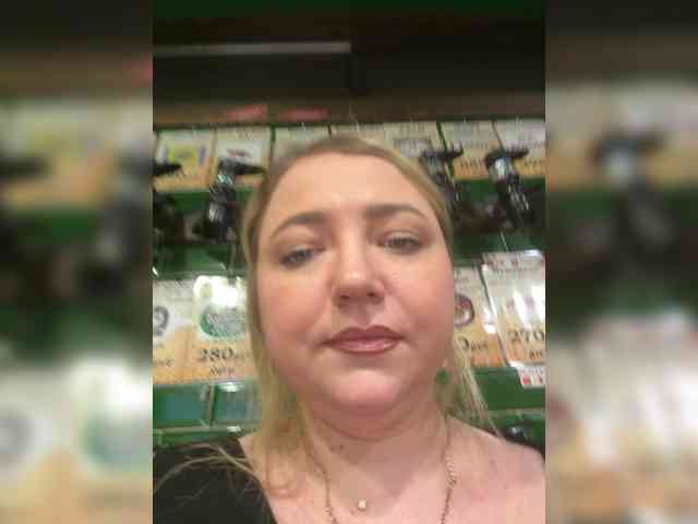KiraMalina webcam