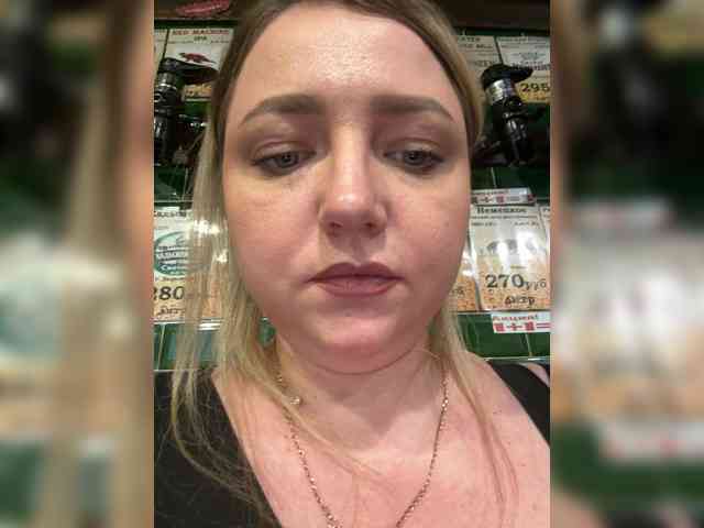 KiraMalina webcam