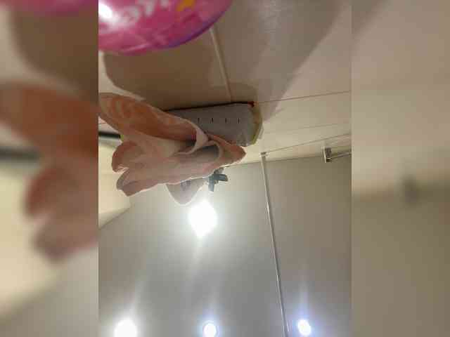 KiraMalina webcam