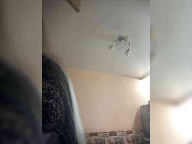 KiraMalina webcam