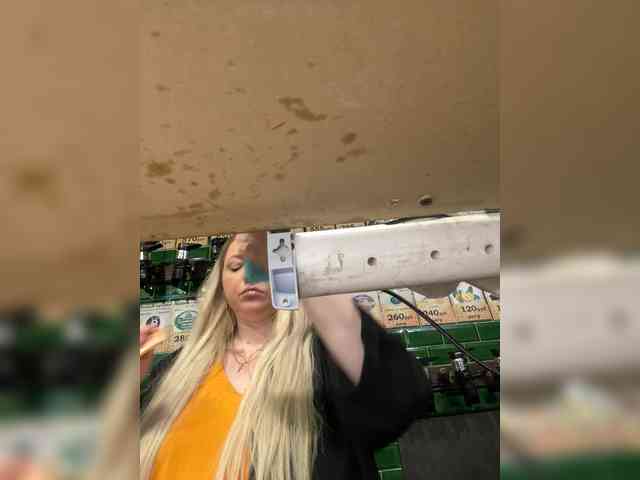KiraMalina webcam