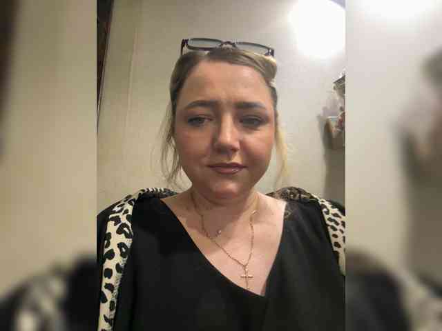 KiraMalina webcam