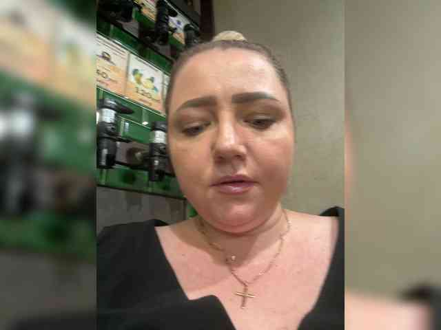 KiraMalina webcam