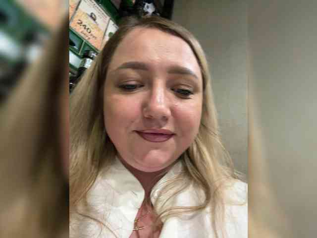 KiraMalina webcam