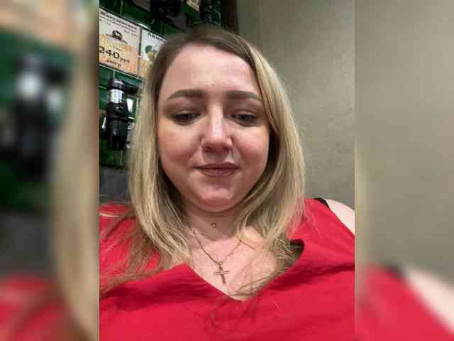 KiraMalina webcam