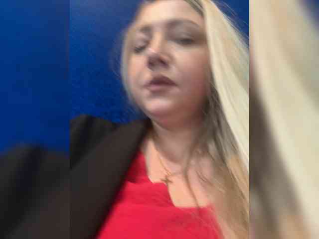 KiraMalina webcam