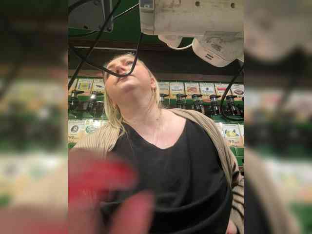 KiraMalina webcam