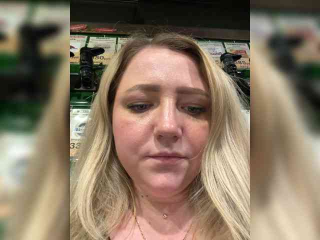 KiraMalina webcam