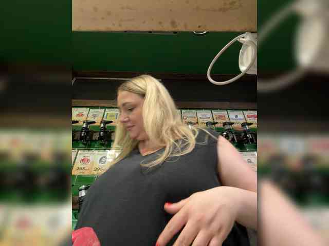 KiraMalina webcam