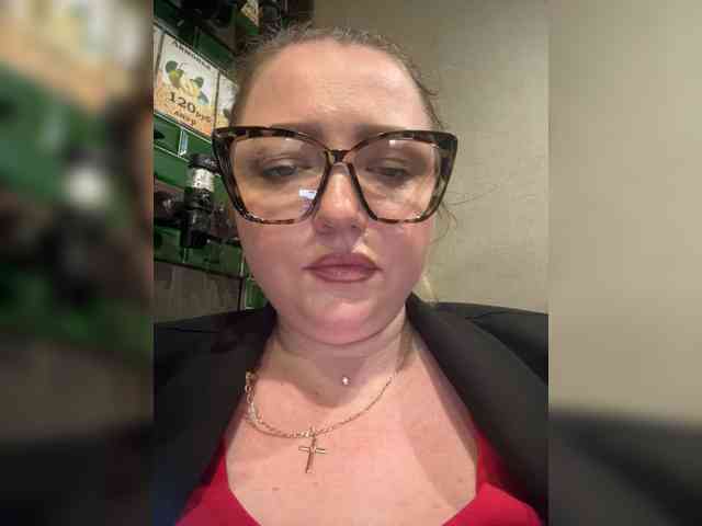 KiraMalina webcam