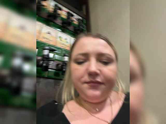 KiraMalina Sex Cam Show