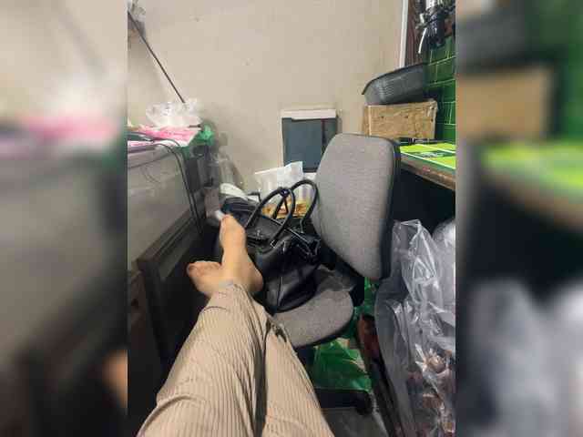 KiraMalina webcam