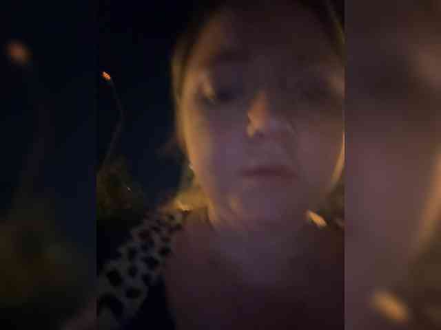KiraMalina webcam